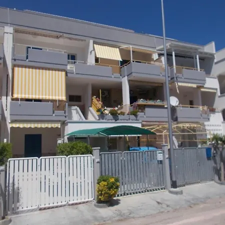 Charming Near Baia Apartment